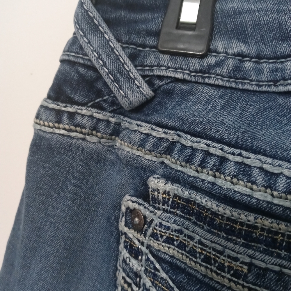 Vicoss Dublin Women's Stretch Medium Wash Boot cut  Jeans w Embroidery sz 16 - Picture 8 of 13